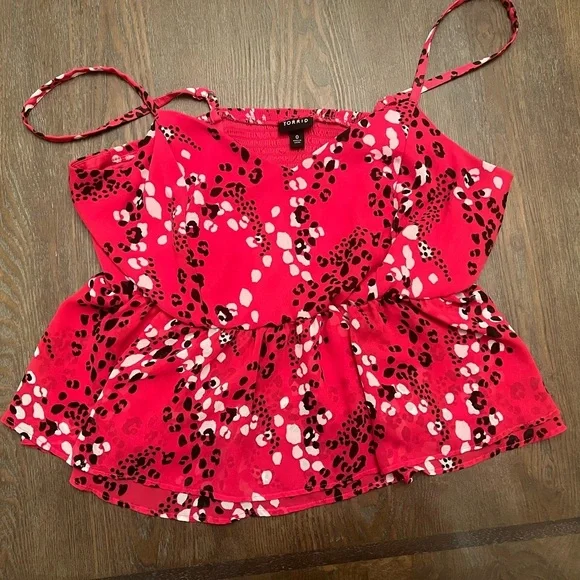 Torrid Red and White Ruffled Camisole Top A028 - Picture 2 of 4